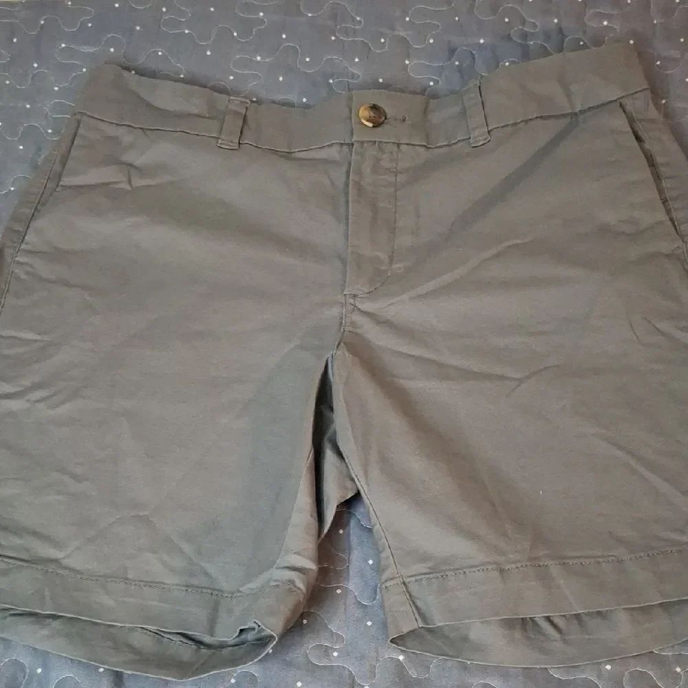Old Navy Everyday Women's Gray Casual Shorts size 10